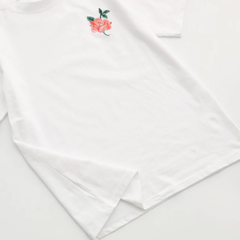Футболки женские свободные с коротким рукавом в Корейском стиле вышивкой ретро |