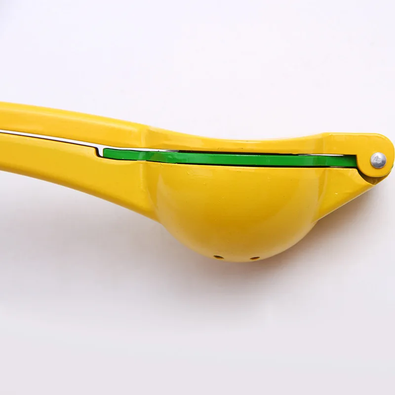 

Two-in-one Manual Juicer Kitchen Tool Juicer Aluminum Alloy Utensils Type Household Mini Fruit Lemon Clip Material Model Number