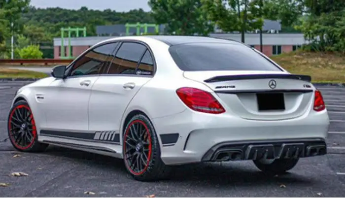 Распределитель губ для заднего бампера автомобиля из углеродного волокна