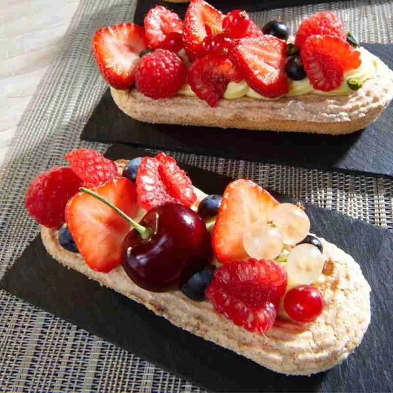 

12 Cavity Baguette Silicone Mould Oval Bread Mold Hot Fiber Non Bun Stick Tools Glass Baking Pastry Dog Form Kitchen Bakewa T1D6