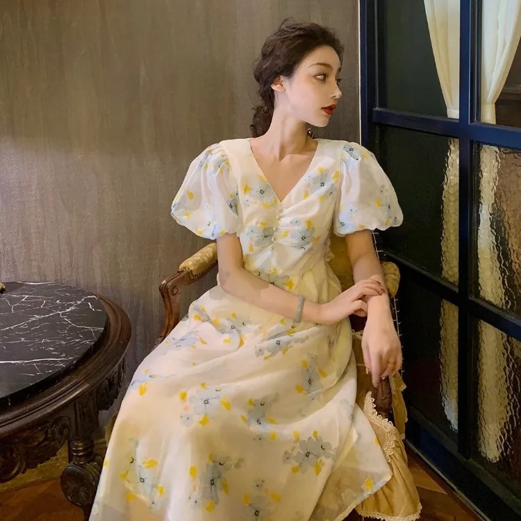 

2021 New Summer Printing Dress Lantern Sleeve Sweet French Style Retro Floral Woman Summer Dress