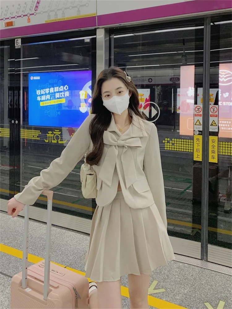 

Консервативный стиль, весна 2022, модный наряд, милый костюм с бантом, пальто, мини плиссированная юбка с высокой талией, элегантный комплект и...