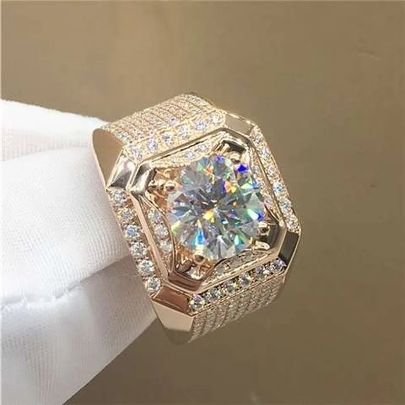 

Zircon Wide Version Men's Rings Fashion Creative Rhinestone Prong Setting Ring New Trapezoid Style Ring for Men Handmade Jewelry