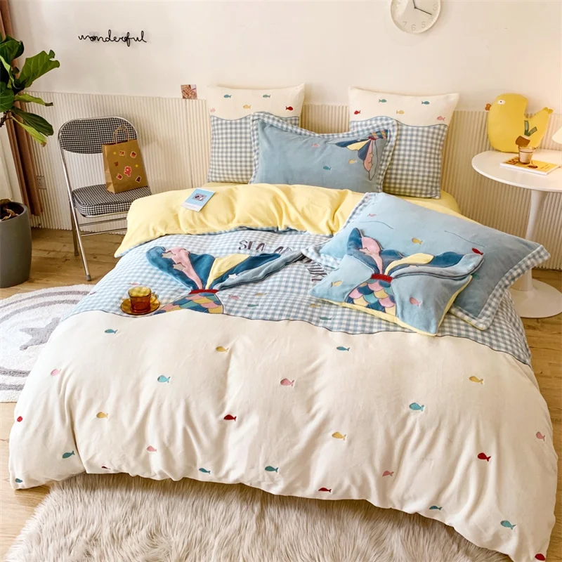 

2021 Luxury Flannel Velvet Mermaid Bedding Set Fleece Embroidery Duvet Cover Flat Sheet Pillowcases Queen King Size 4Pcs