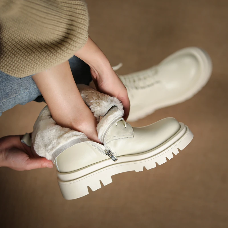 Harga Sepatu Bot Salju Kulit Asli Ukuran Besar 34-42 Baru 2021 Sepatu Bot Pergelangan Kaki Musim Dingin Sepatu Bot Platform Wanita Tetap Hangat