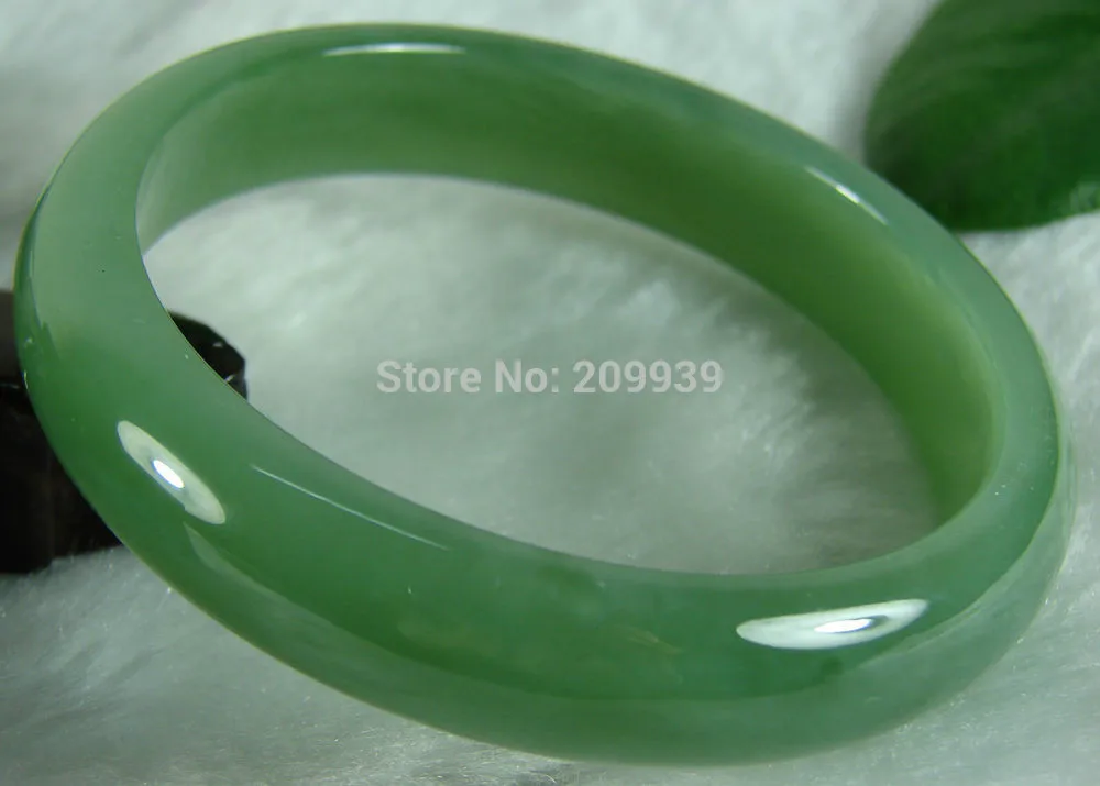 Браслет из нефрита и 59 мм | Украшения аксессуары