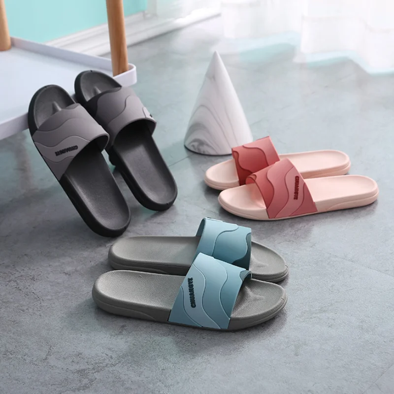 

Summer Women Couple Non-slip Bath Slippers Thick Soft Flat Shoes Bathroom House Platform Sapatos Femininos Pantuflas Chaussure