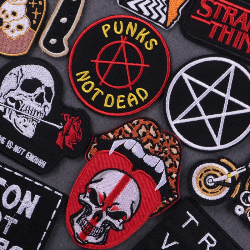 

Punk /Skull Patches Sticker Iron on Embroidered Patches For Clothing Music Band Badges Thermoadhesive Patches On Clothes Stripes