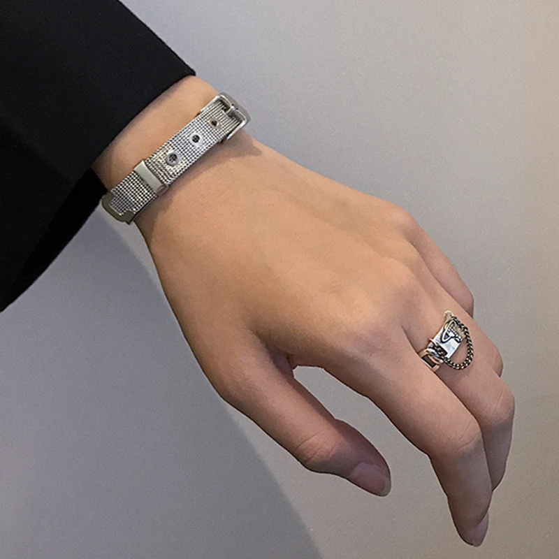 

New 2021 Fashion Vintage Rings Silvery Saturn Opening Punk Planet Adjustable Ring with Women Gifts for New Year dropshipping