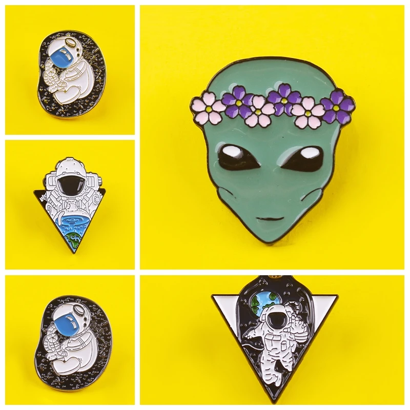 Астронавт брошь &quotКосмос&quot эмаль на булавке напитки планет для малышей в виде