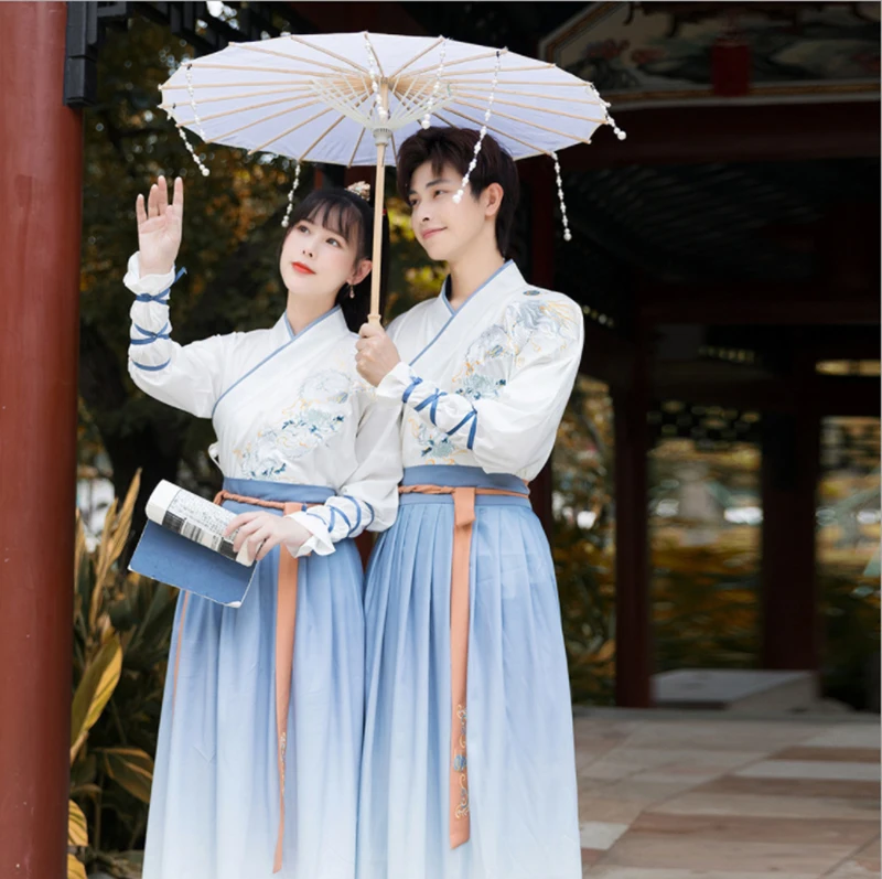 

Градиентный синий костюм Hanfu для мужчин и женщин, набор из 2 предметов, Китайская древняя вышивка, парный костюм Hanfu для косплея для мужчин и ж...