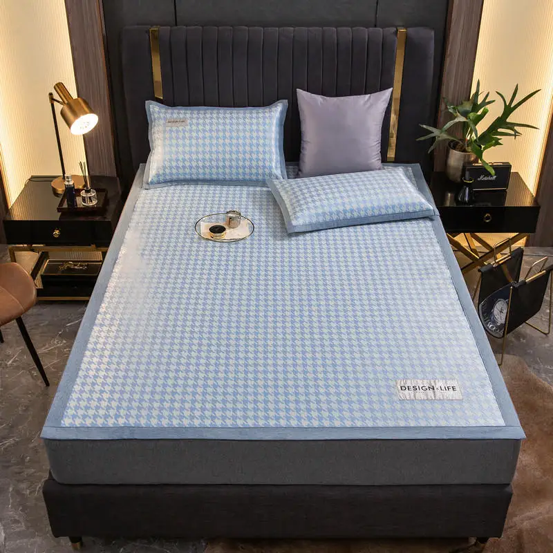 

Non-Slip Houndstooth Pattern Summer Mat Mattress with Pillowcase for Comfortable Cool Sleep Air-Conditioned Rooms and Bedrooms