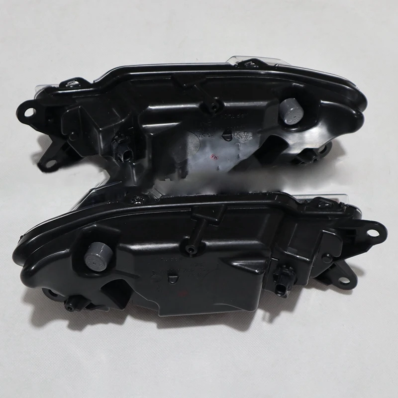 

Car Front LED Daytime Running Light DRL Signal Light for Mercedes W212 E300 E350 E500 E550 09-13 2128200756 2128200856