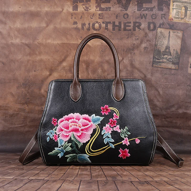 

Chinese style embroidered women's bag new first layer cowhide bag collocation handbag artificial color rubbing