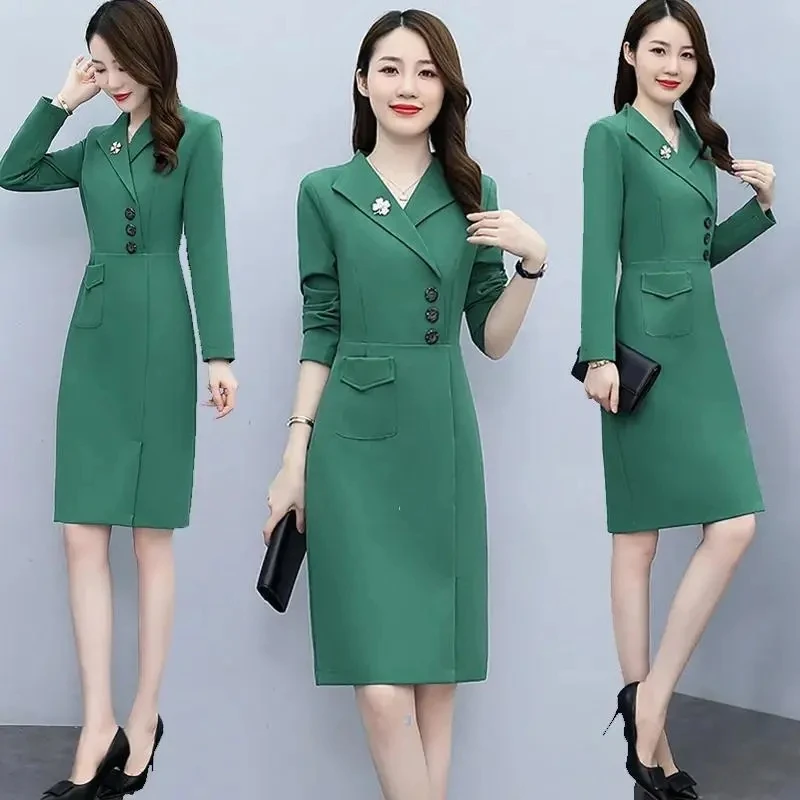 Женское деловое приталенное платье-блейзер элегантное офисное платье с отложным