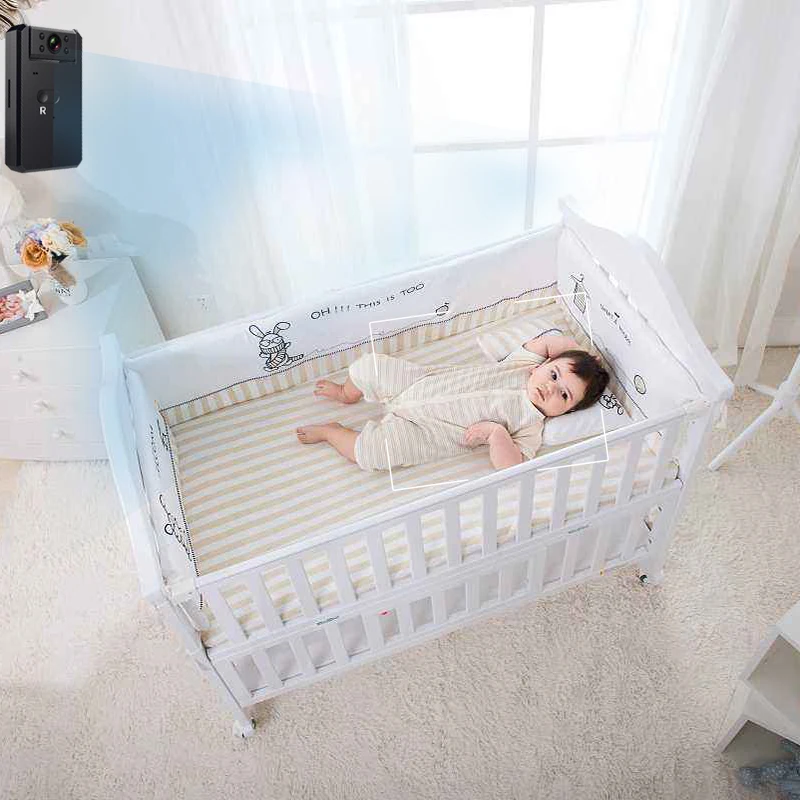 Домашняя камера видеонаблюдения с углом поворота 180 градусов 4 инфракрасных