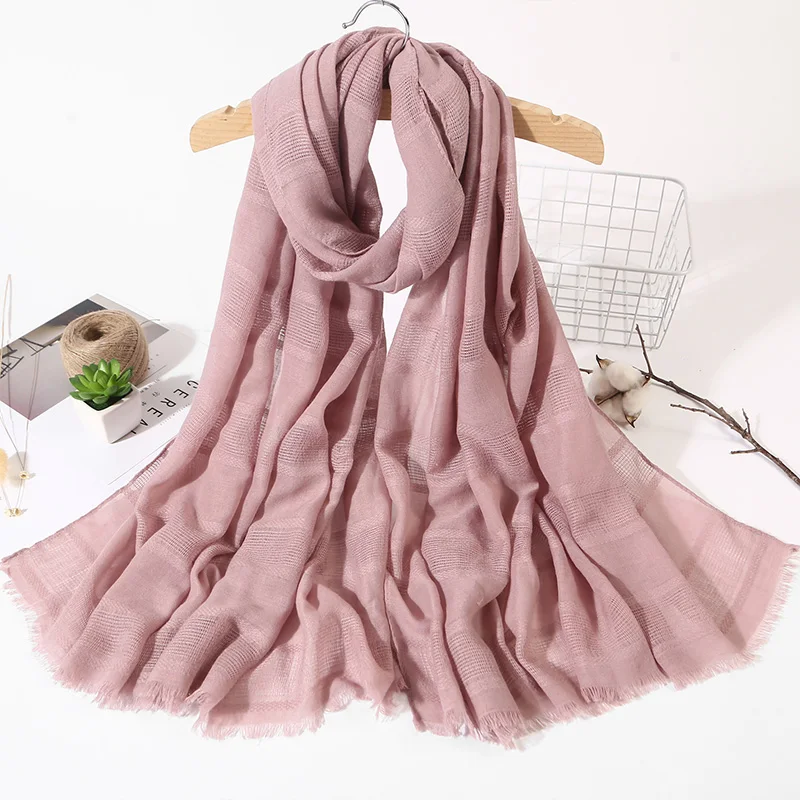 

2019 Women Winter Cotton Plaid Scarf Fashion Soft Hijabs Scarf Solid Hollow Muslim Scarf/Scarves
