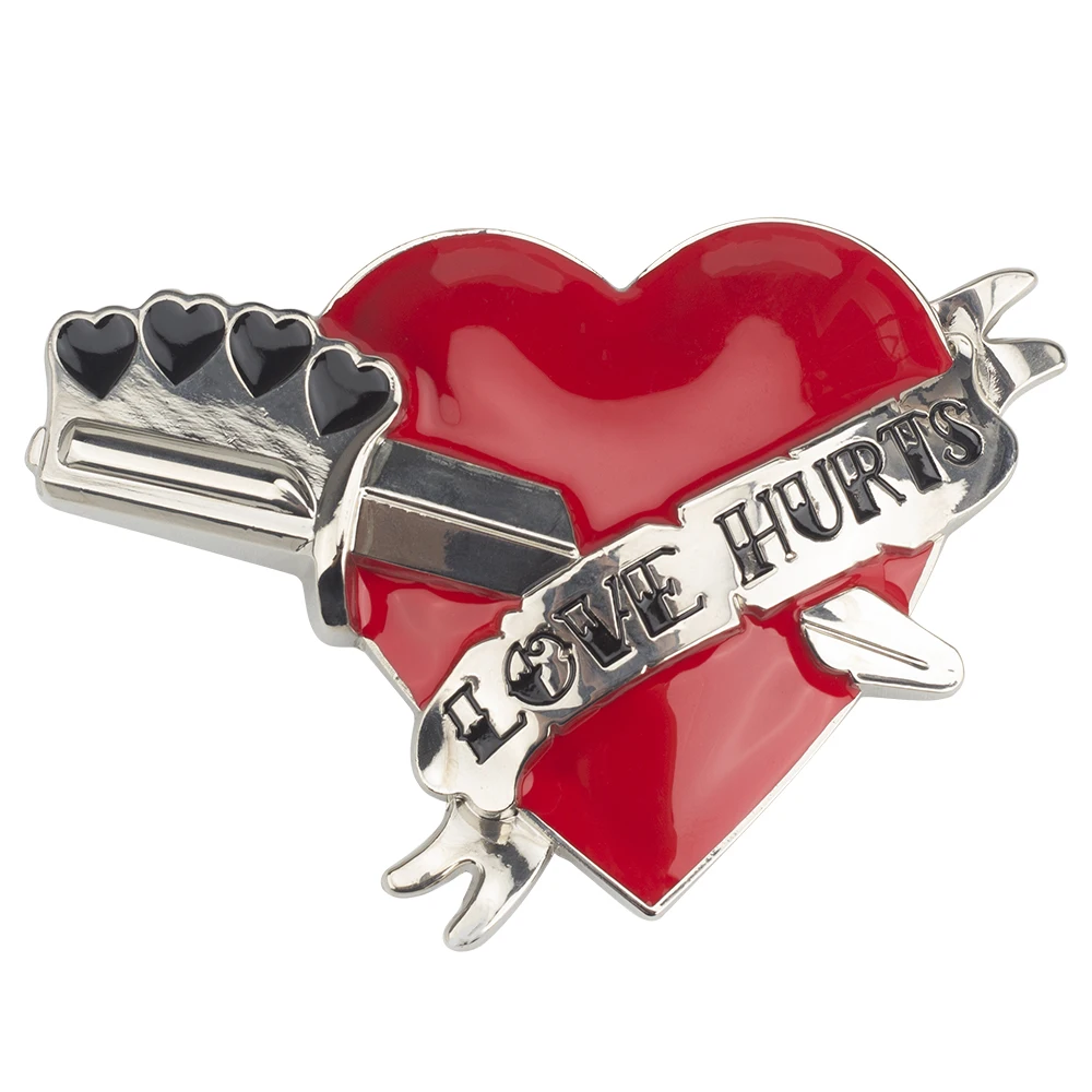 Меч разрезает сердце человек пряжка на ремешке для женщин |