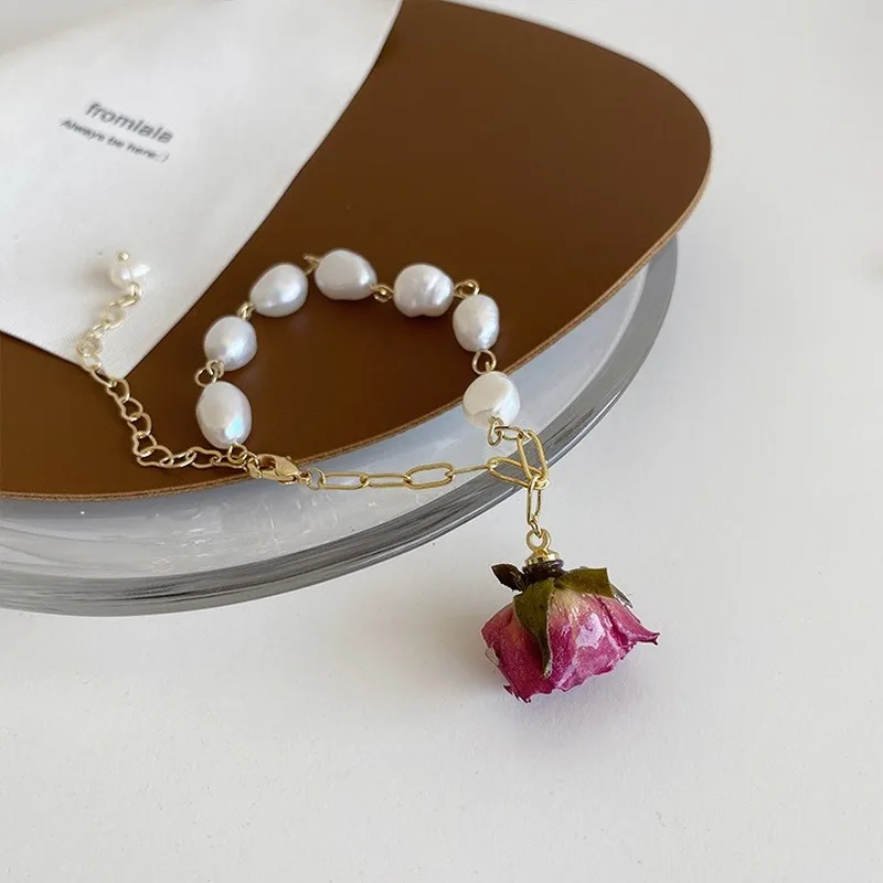 

French Retro Immortal Rose Dried Flower Ear Bracelet Female Wild Niche Gentle Temperament Fashion Freshwater Pearl Bracelet