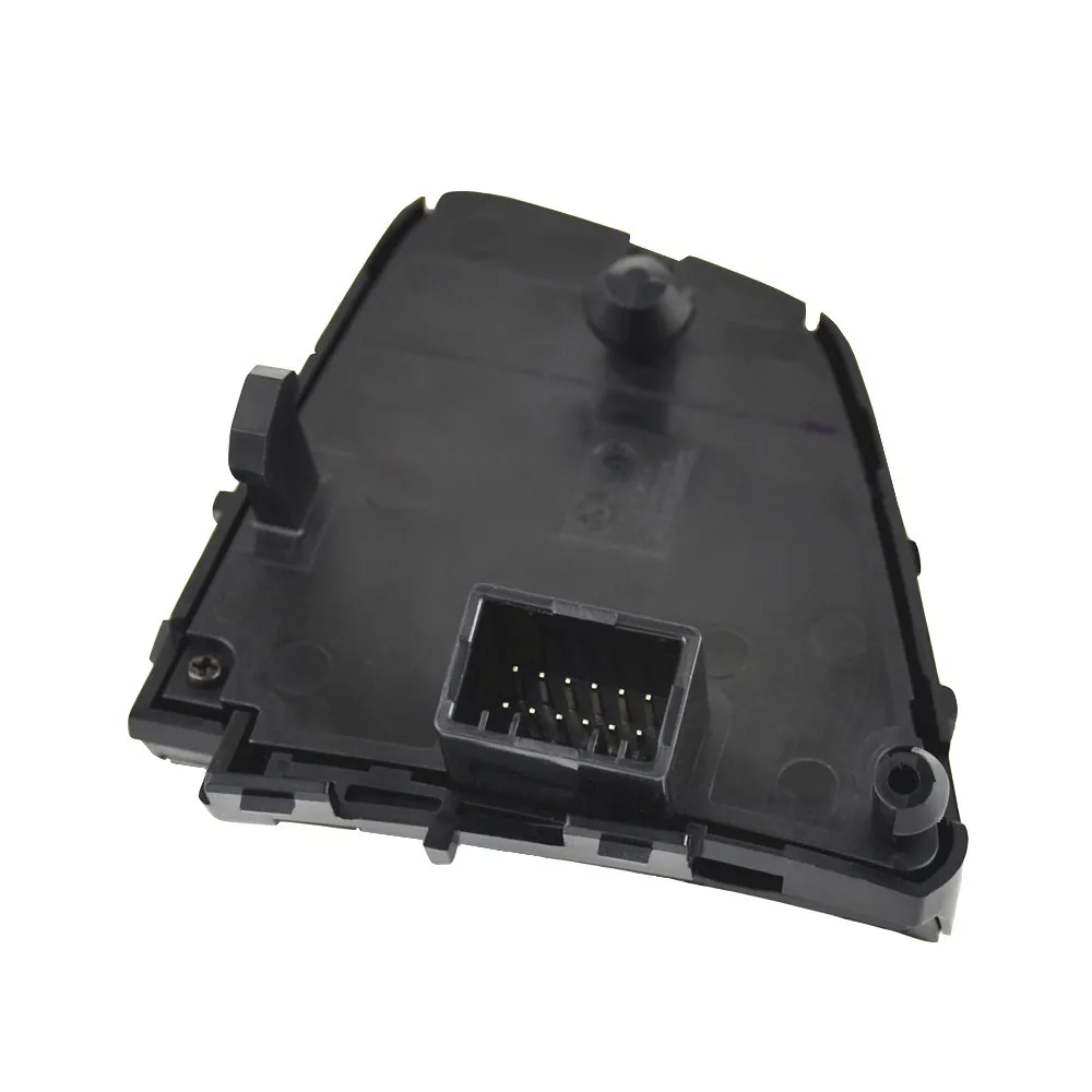 Круиз контроль Многофункциональная кнопка переключения рулевого колеса