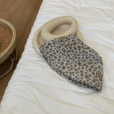 

Black White Leopard Bucket Hat Y2K Aesthetics E Girl Goth Bucket Hats Street Hat Winter Women's Unisex Retro Fisherman's Hat