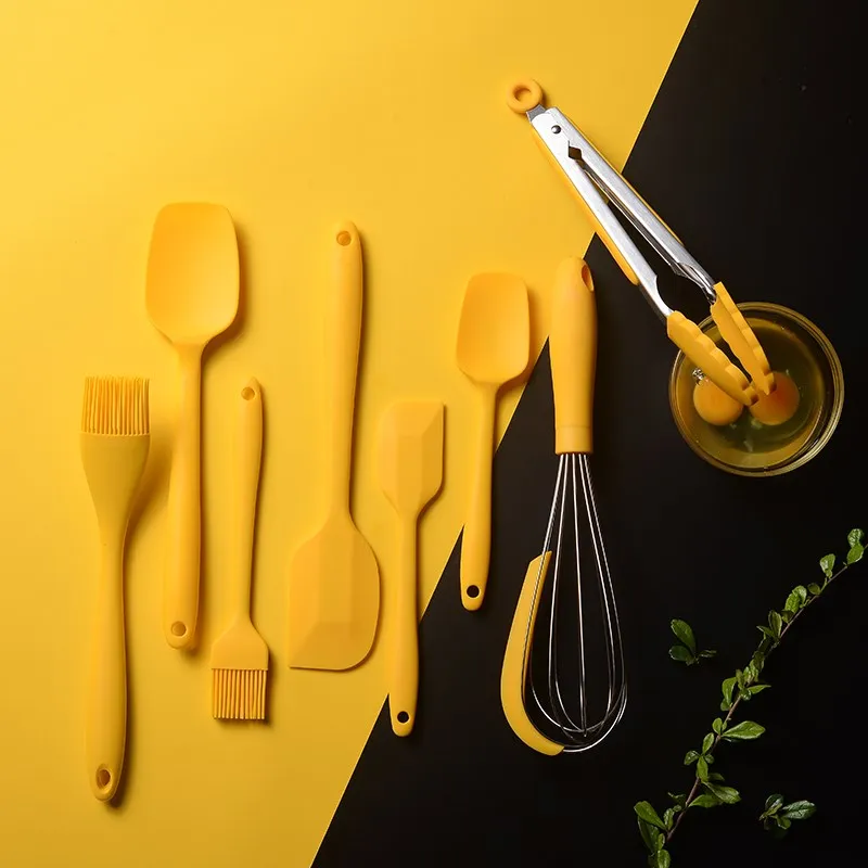 

Food grade silicone baking tool set high temperature resistant scraper oil brush egg beater food tongs spatula