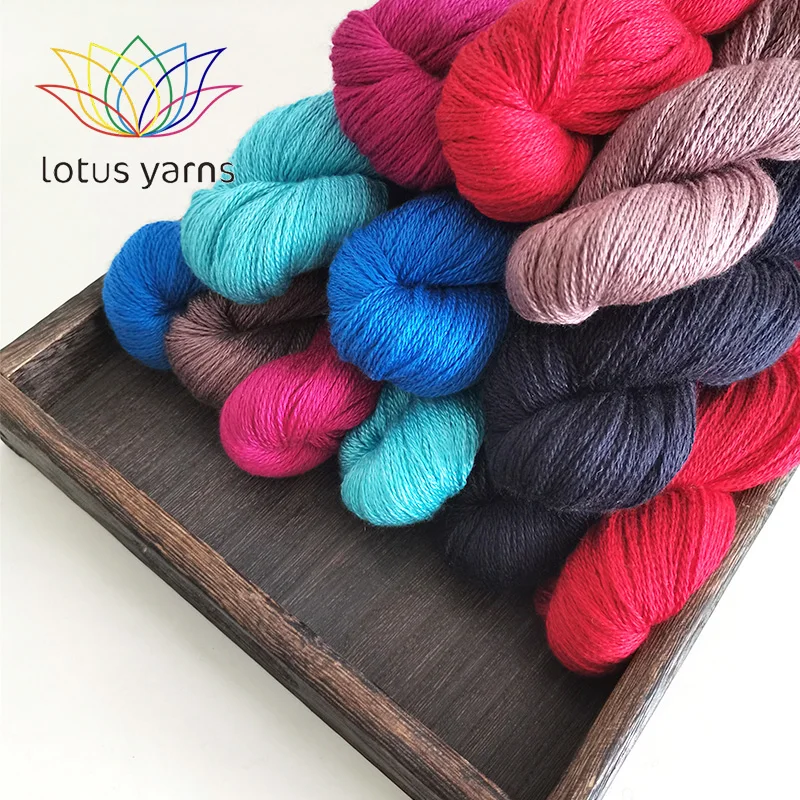 

1*55g hank Silky Cashmere Fingering weaving loom Yarn Quality and Softness Hand Knitting Yarn for scarf and clothes