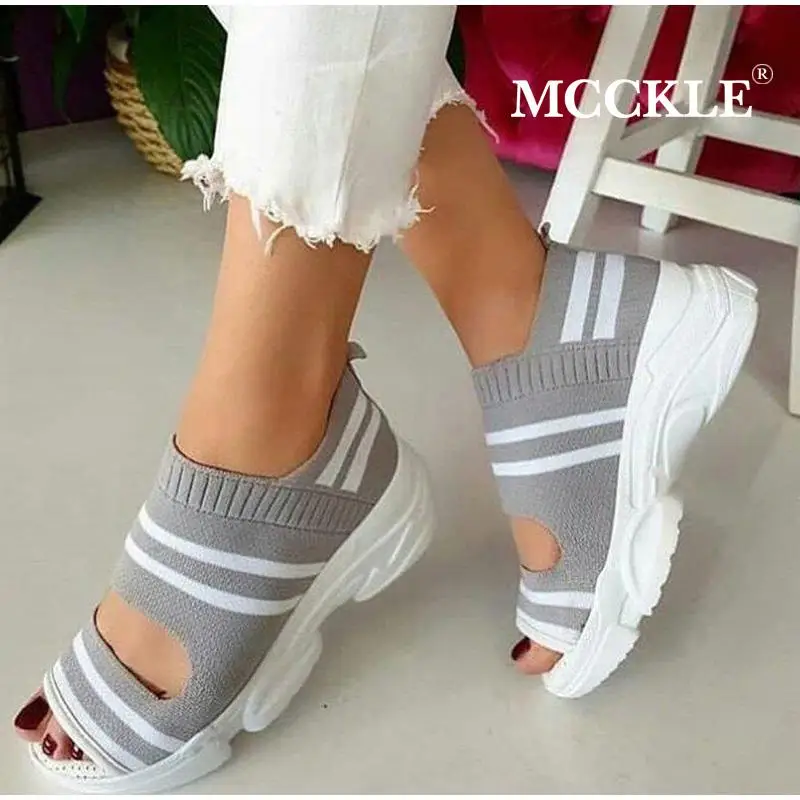 Сандалии женские из эластичной ткани босоножки на танкетке без застежки