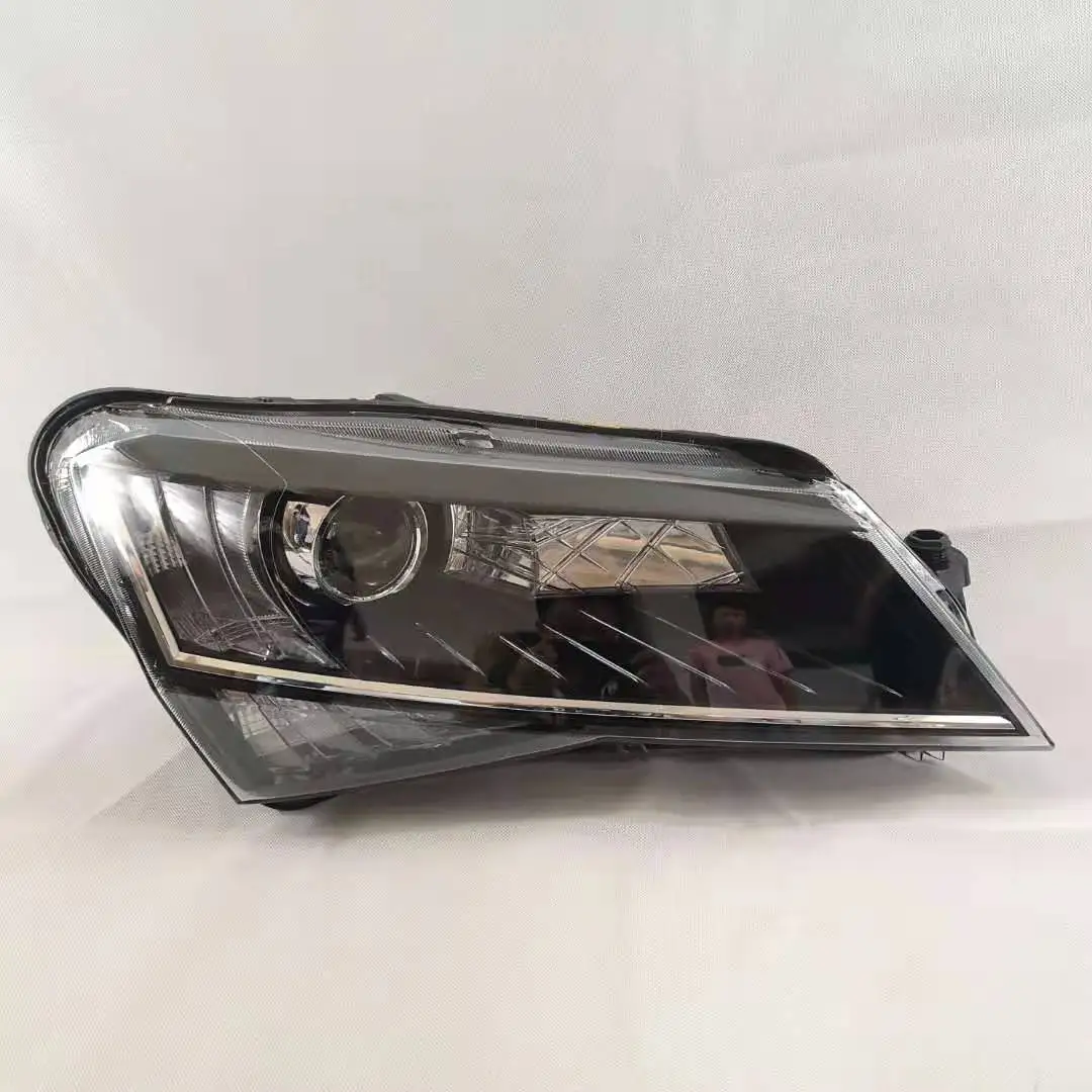 

LED Headlight for Skoda Superb 2016-2018 DRL Daytime Running Light