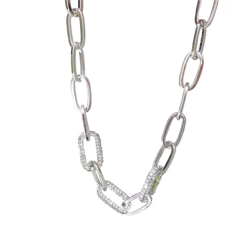

HANGZHI 2020 New Texture Trendy Metal Geometric Wide Chain Flash Rhinestone Punk Clavicle Chain Necklace for Women Girl Jewelry