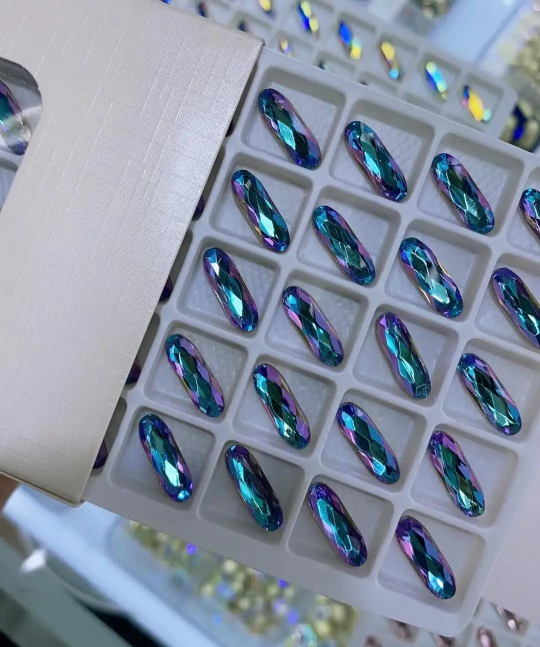20 шт. 4*8 мм прямоугольные Стразы для ногтей по очень низкой цене кристаллы