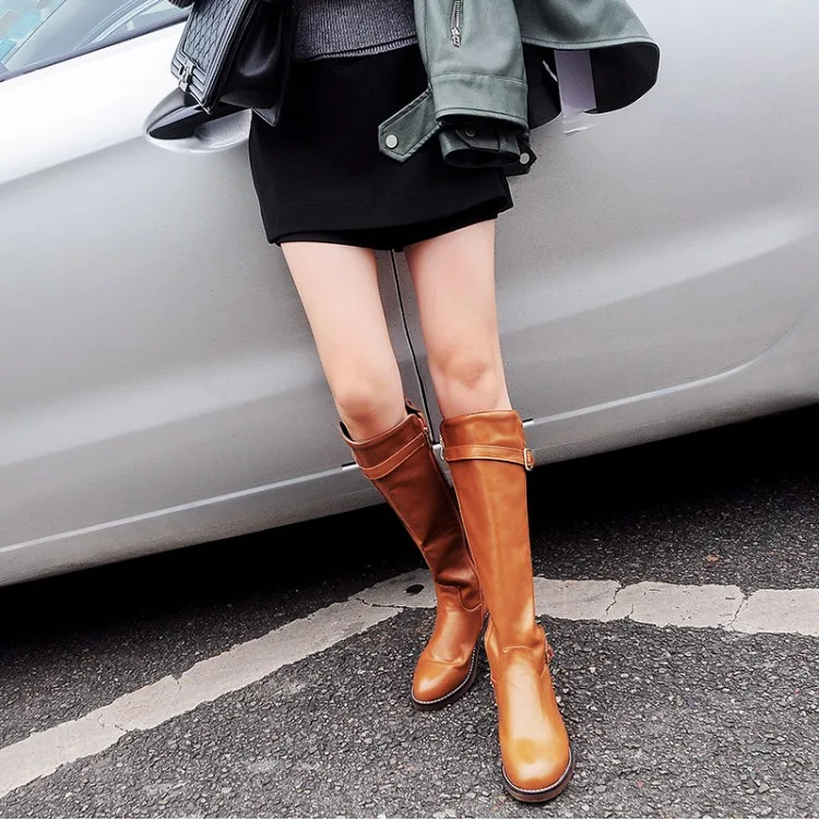 Сапоги женские выше колена ботфорты на молнии сбоку с ремешком и пряжкой высокие