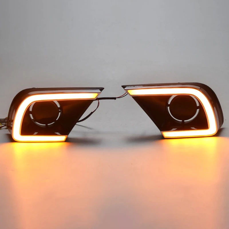 

DRL with Turning Yellow Signal LED Daytime Running Light Led Fog Lamp Cover for Toyota INNOVA 2013-2015