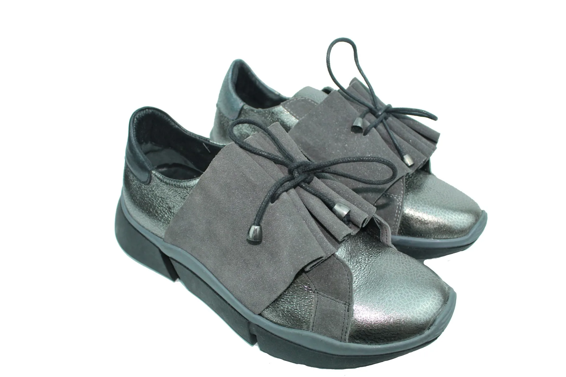 

ZER Shoes Gray Female