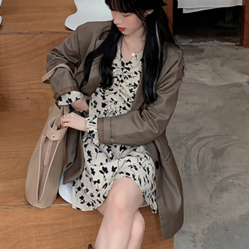 

French Vintage Print Dresses Women V-neck Flare Sleeve Drawstring Pleated A-line Mini Robe Female Vestidos De Mujer Casual New