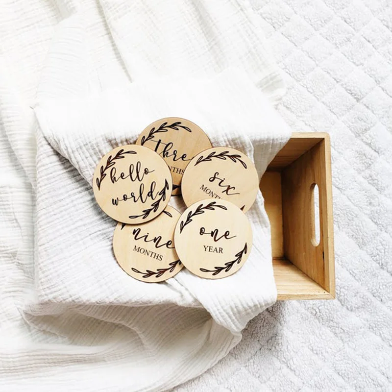 

13pcs Baby Milestone Cards Wooden Monthly Baby Photo Prop Baby Shower Gift Milestone Blocks Wood Milestone Plaque