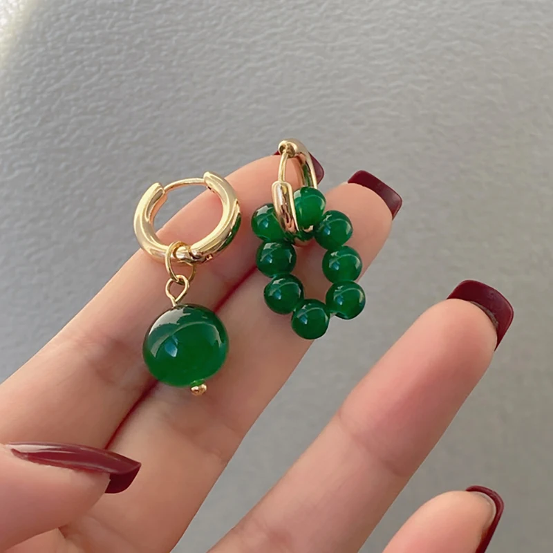 Новые корейские асимметричные серьги-подвески с зелеными бусинами 2022 модные