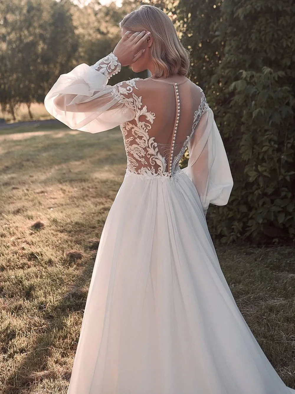 

Graceful A-Line Long Lantern Sleeve O Neck Women Bridal Gowns Illusion Button Appliques White Wedding Dress