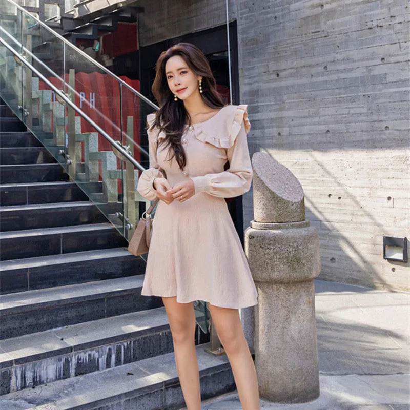 

CBAFU knitted dresses women Ruffle Mini Dress peter pan collar elegant pearl buttons wrap dress sweet buttons party vestido Q049