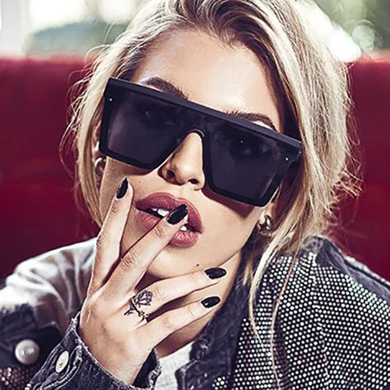 

New Oversized Square Sunglasses Women Big Frame Flat Top Rivet Vintage Sun Glasses For Female Mirror Shades Gradient Lens UV400