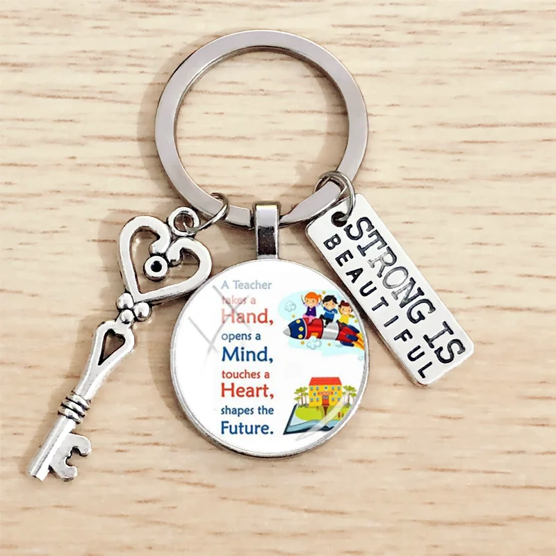 

2020 fashion world best teacher photos car keychain lucky key alloy thank you teacher charm gift