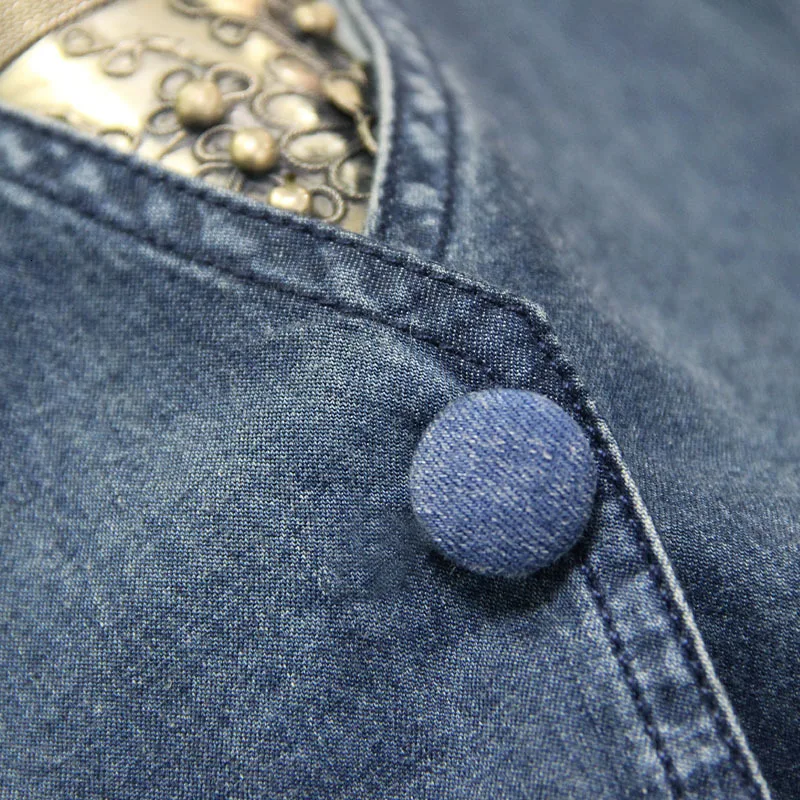 Джинсовое платье с капюшоном V-образным вырезом и вышивкой | Женская одежда