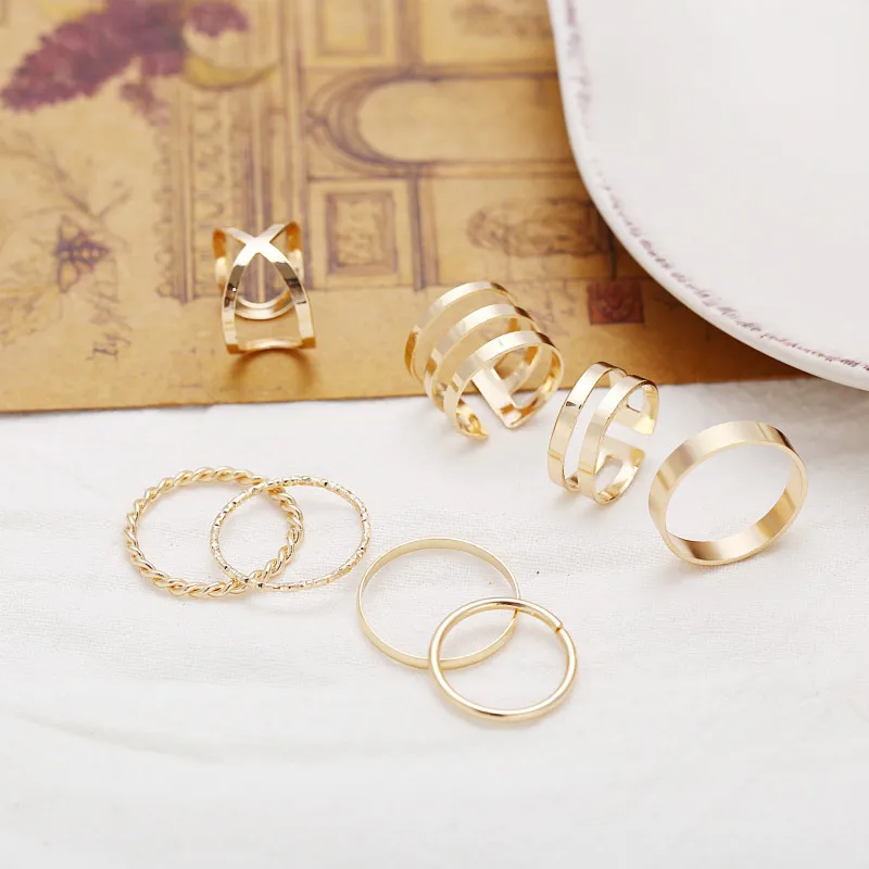 

8 Pcs/set Niche Design Golden Round Hollow Geometric Ring Set Female Fashion Open Rings for Women European and American Jewelry