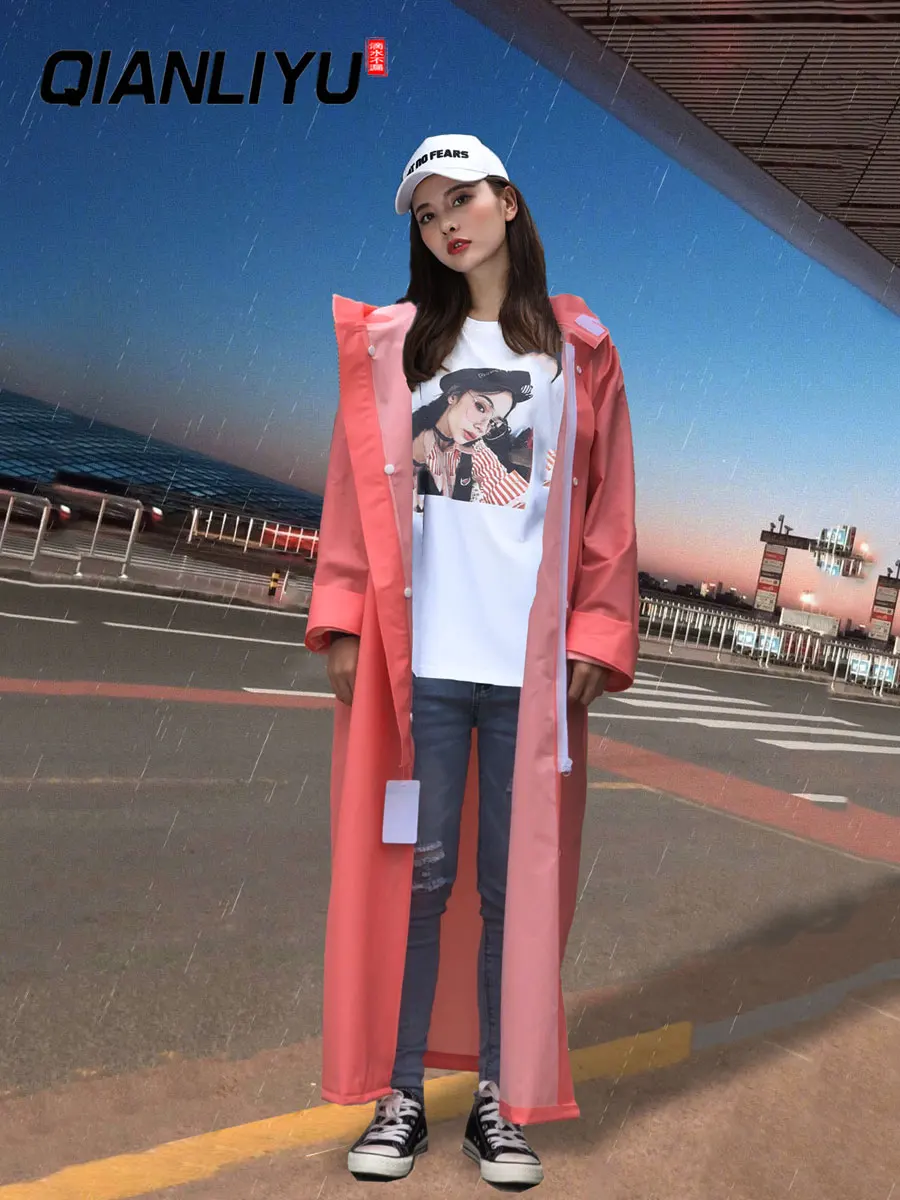 Водонепроницаемая нейлоновая куртка дождевик Женский походный Дамский с