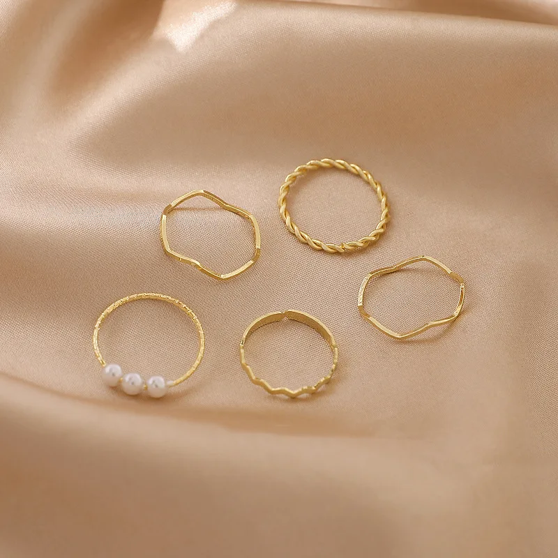 Кольцо женское на указательный палец с искусственным жемчугом набор из пяти