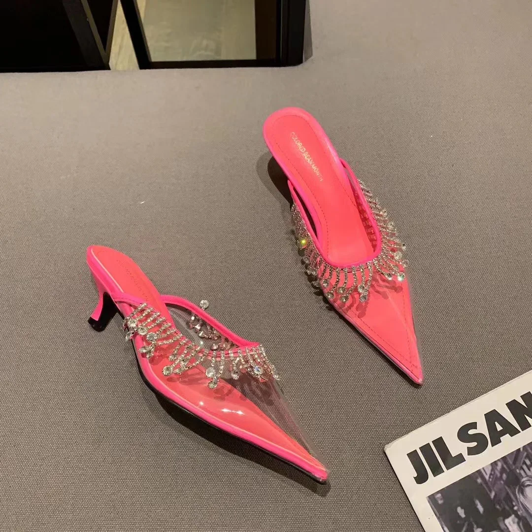 

Pointed Toe PVC Transparent Slippers Shallow Slip On Thin Low Heels Rhinestone Design Fashion Crystal Slides Flip Flops Summer