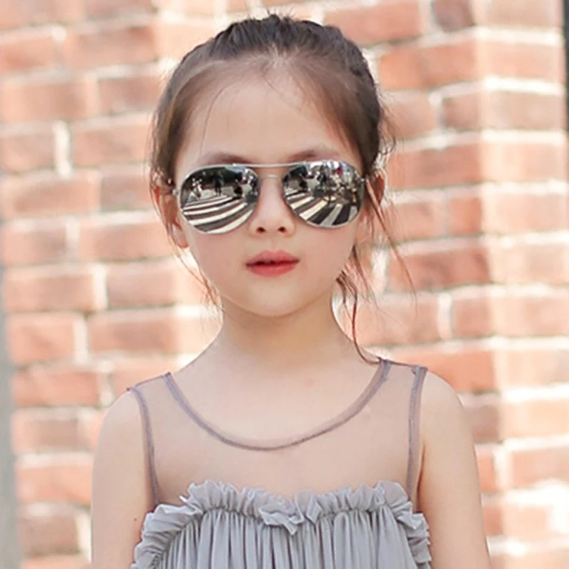Новинка 2019 солнцезащитные очки для мальчиков детские в пиольтовом стиле