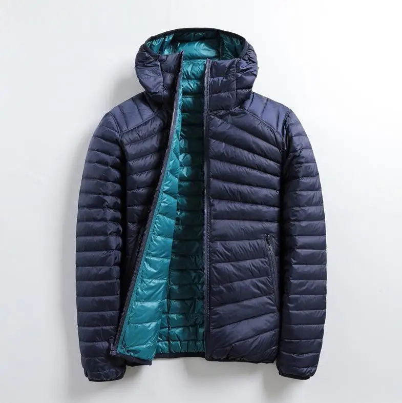 

Женская Двухсторонняя куртка на белом утином пуху, с капюшоном