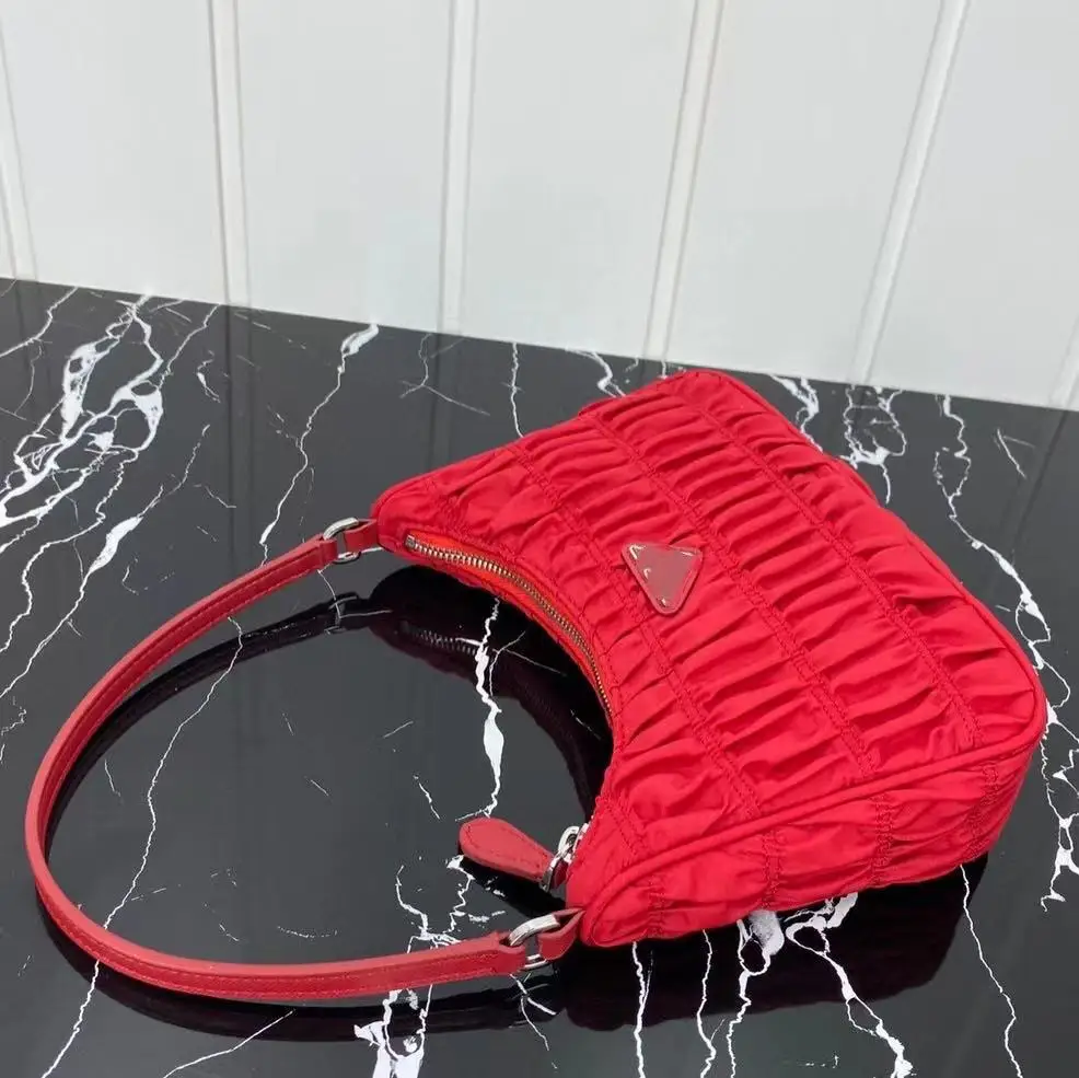 

Summer underarm bag 2021Luxury design women's tramp fold handbag Candy-colored nylon handbag small shoulder bag women's wallet