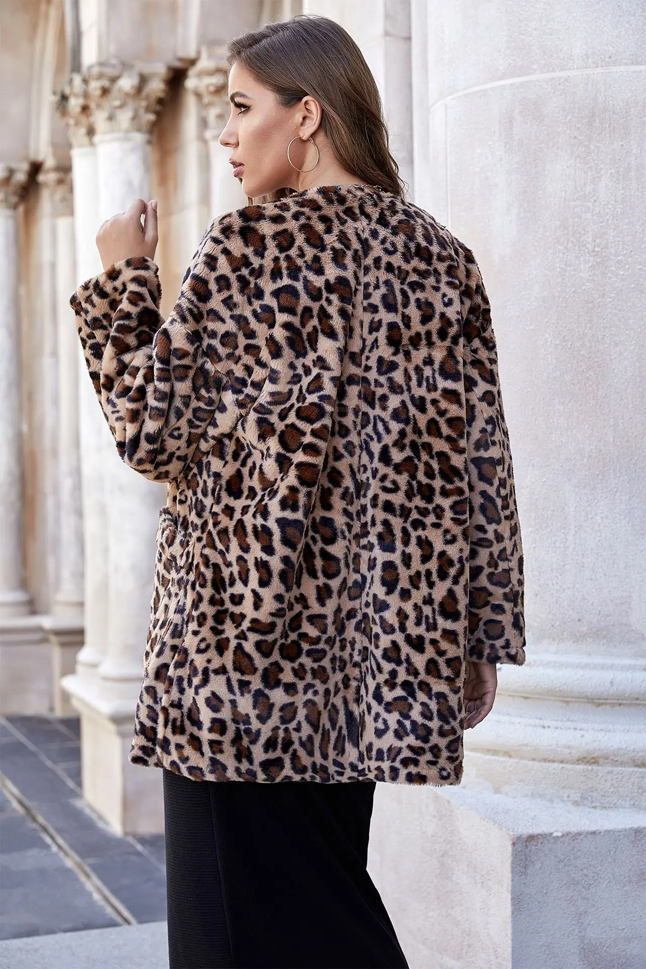 

Zoulv 2020 Autumn Leopard Print Mid-length Women's Fashion Style Sexy Lapel Faux Fur Coat with Pockets Loose Plush Plush Coat
